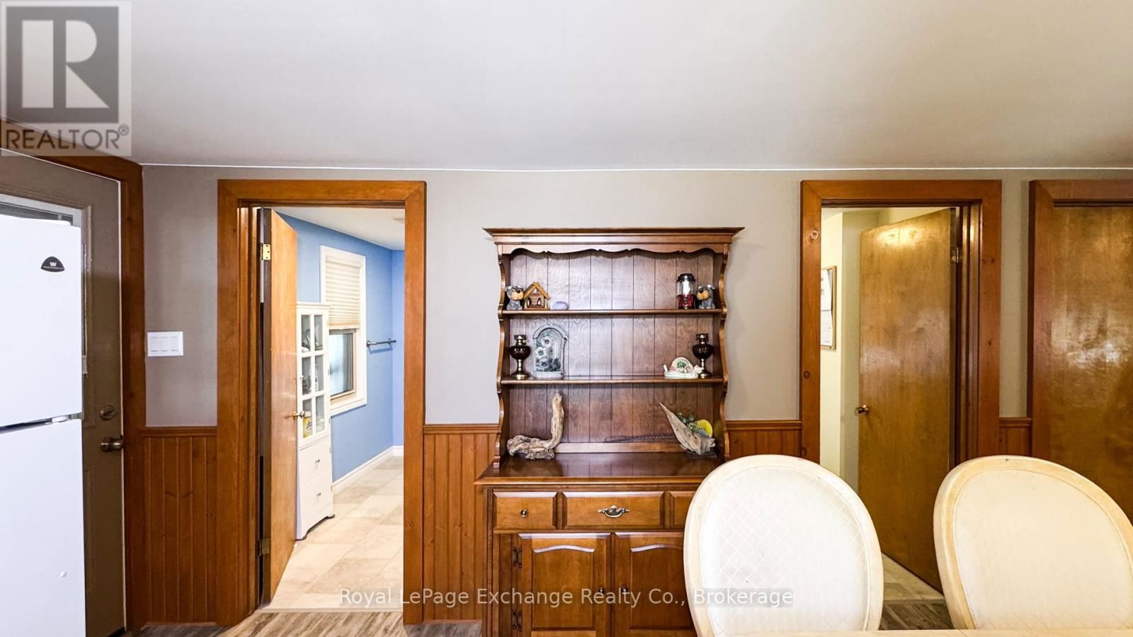 9 WOOD STREET Image 16