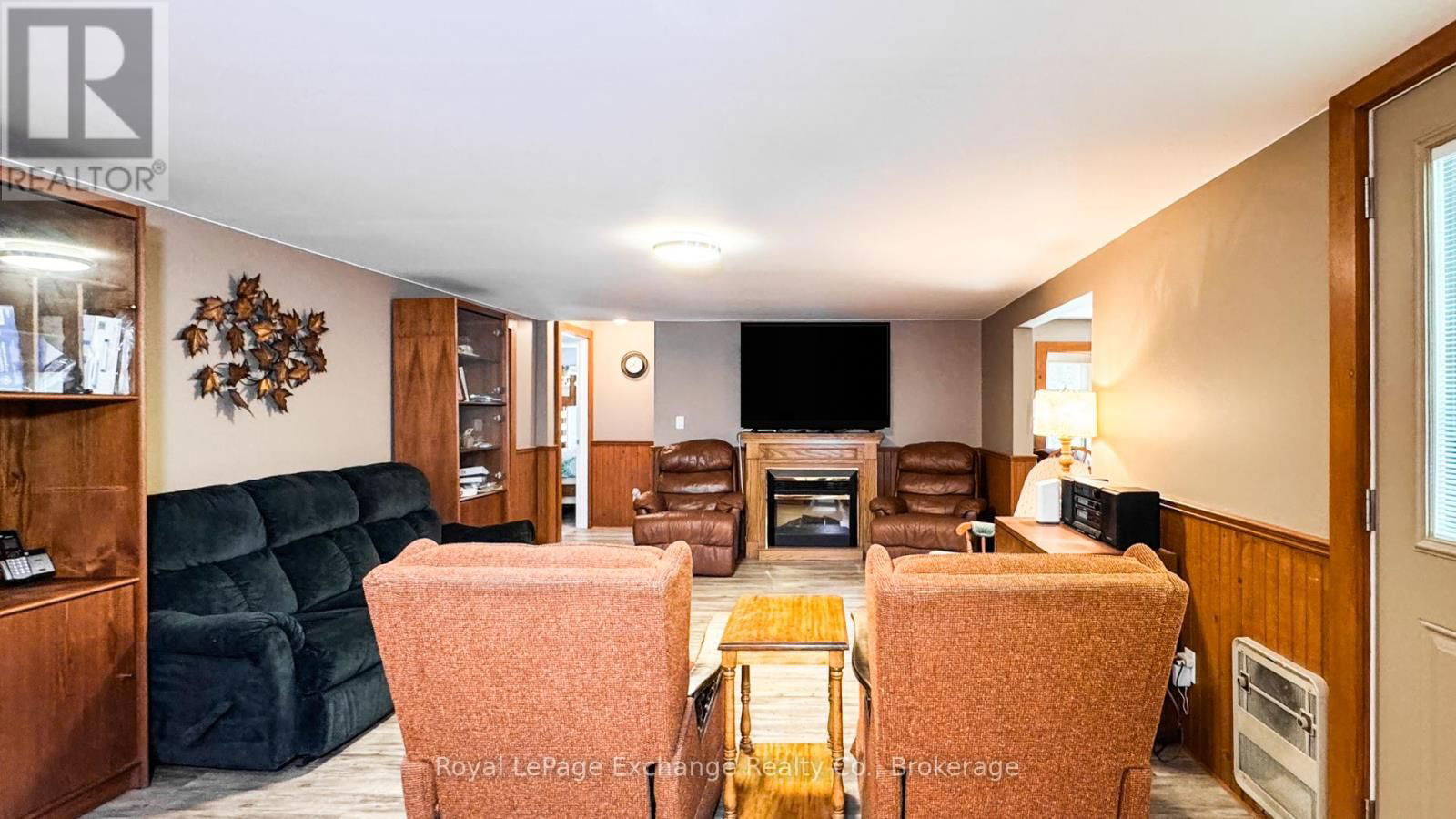 9 WOOD STREET Image 17