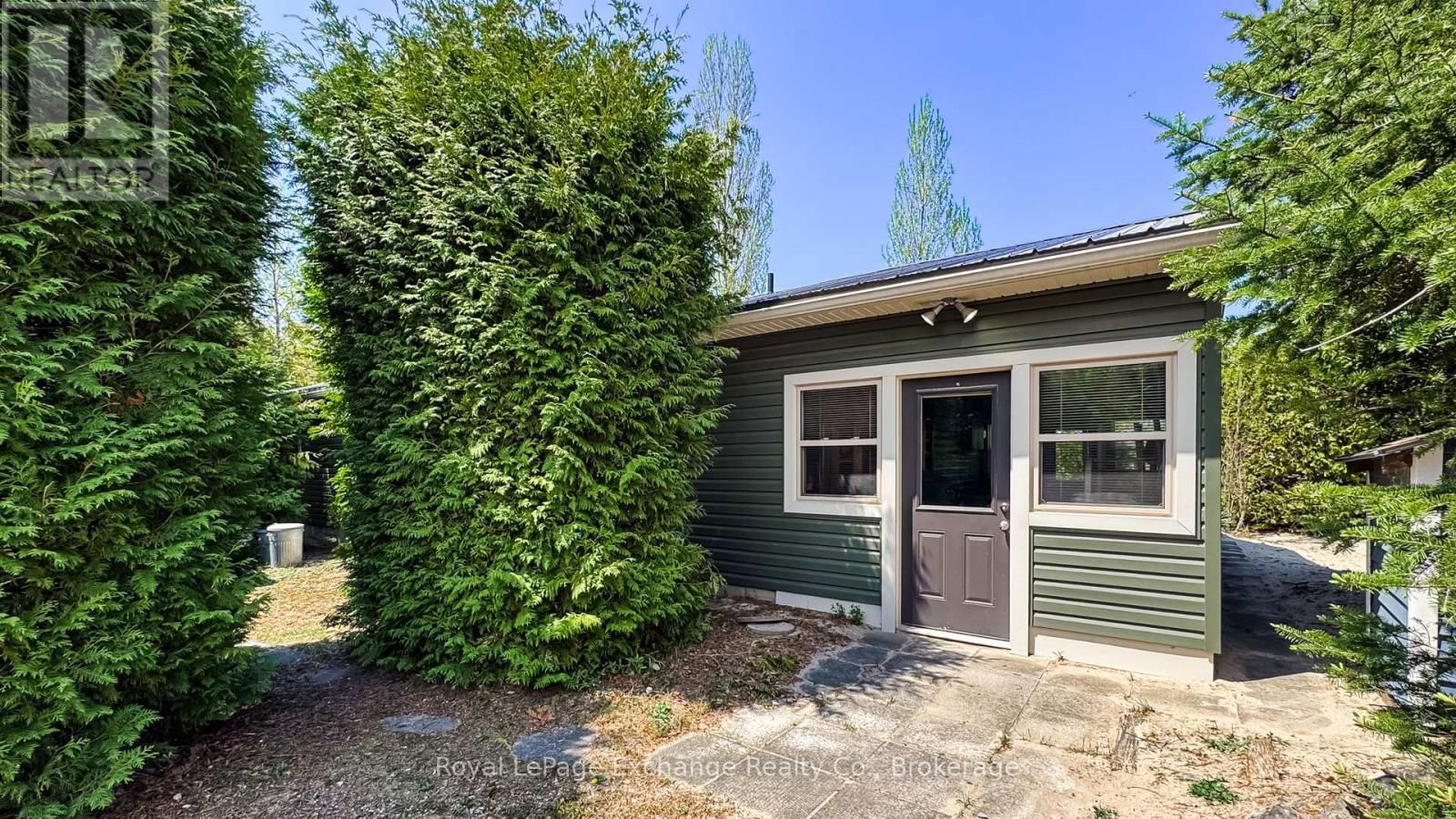 9 WOOD STREET Image 9
