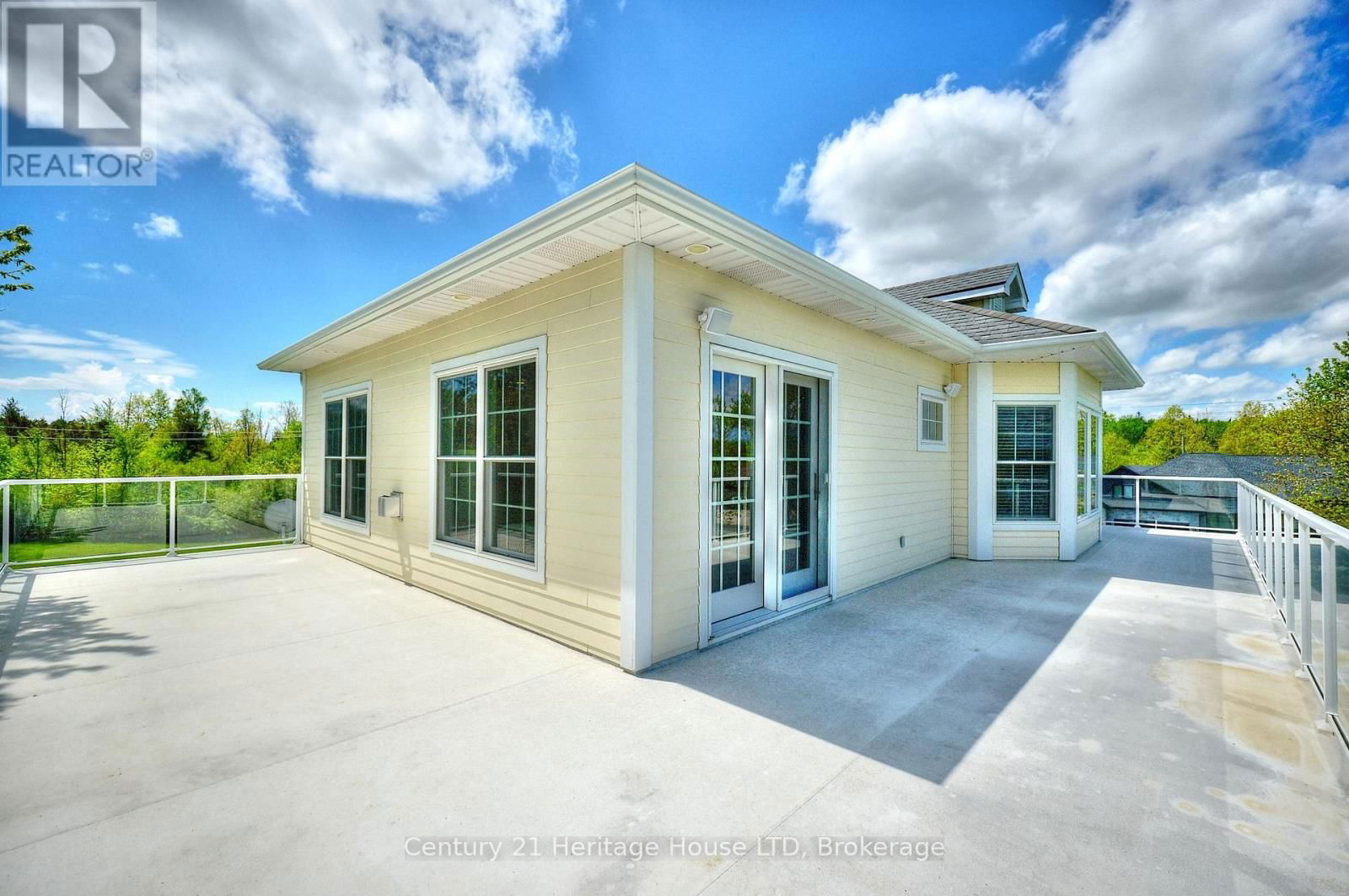 4069 NIAGARA RIVER PARKWAY PARKWAY Image 16