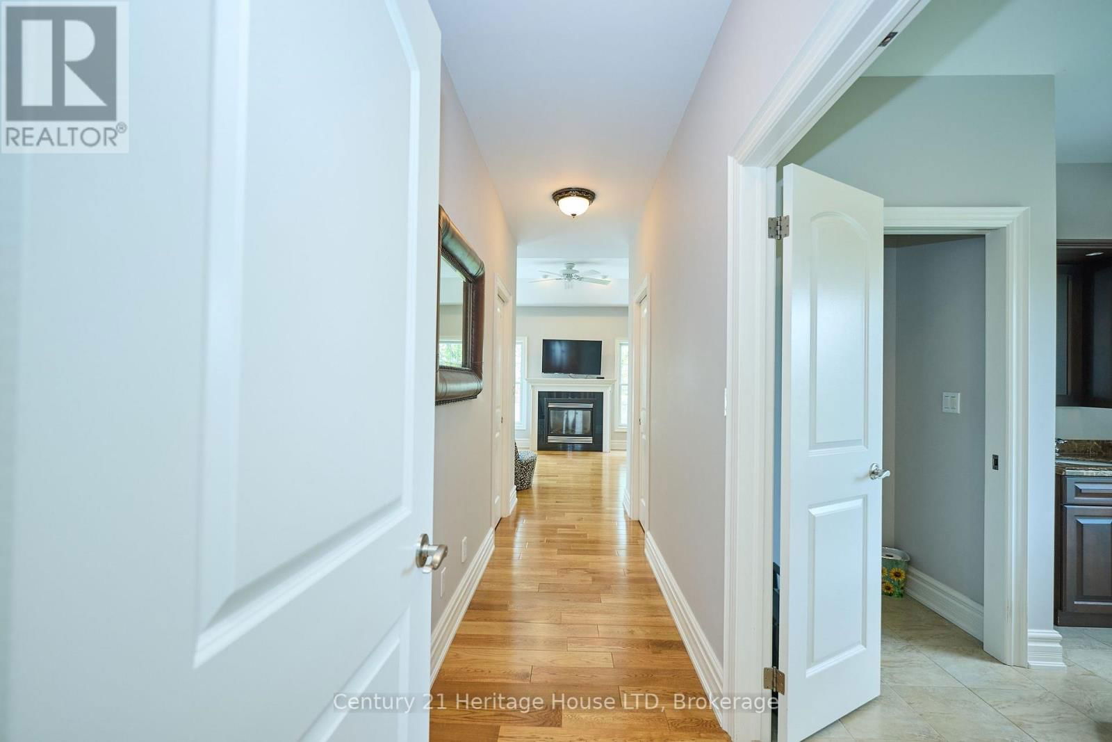 4069 NIAGARA RIVER PARKWAY PARKWAY Image 35