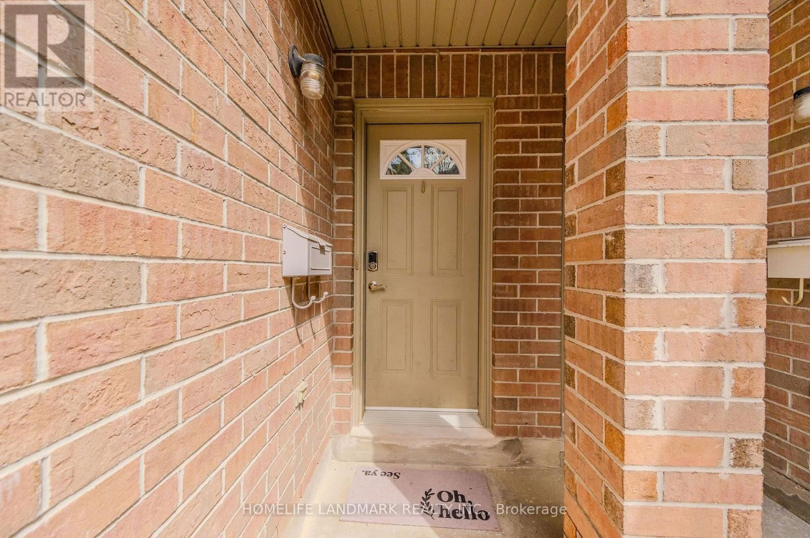 7 WHITEHALL LANE Image 4