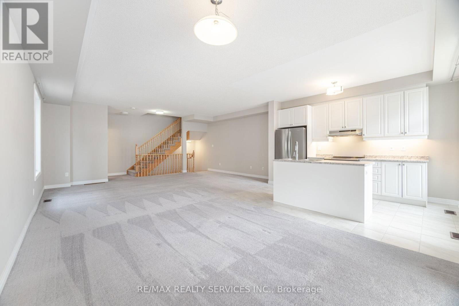 56 - 113 HARTLEY AVENUE Image 16