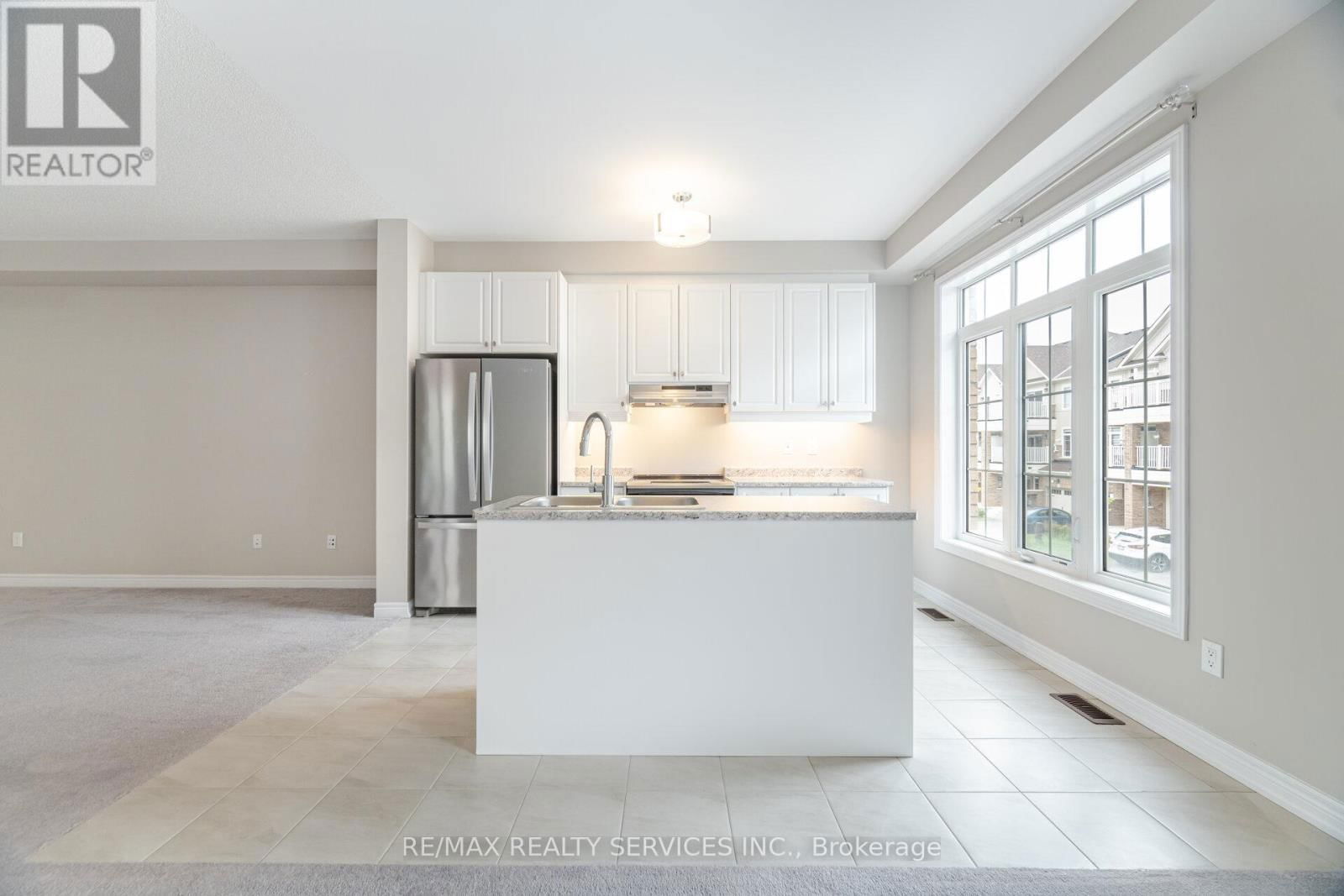 56 - 113 HARTLEY AVENUE Image 17