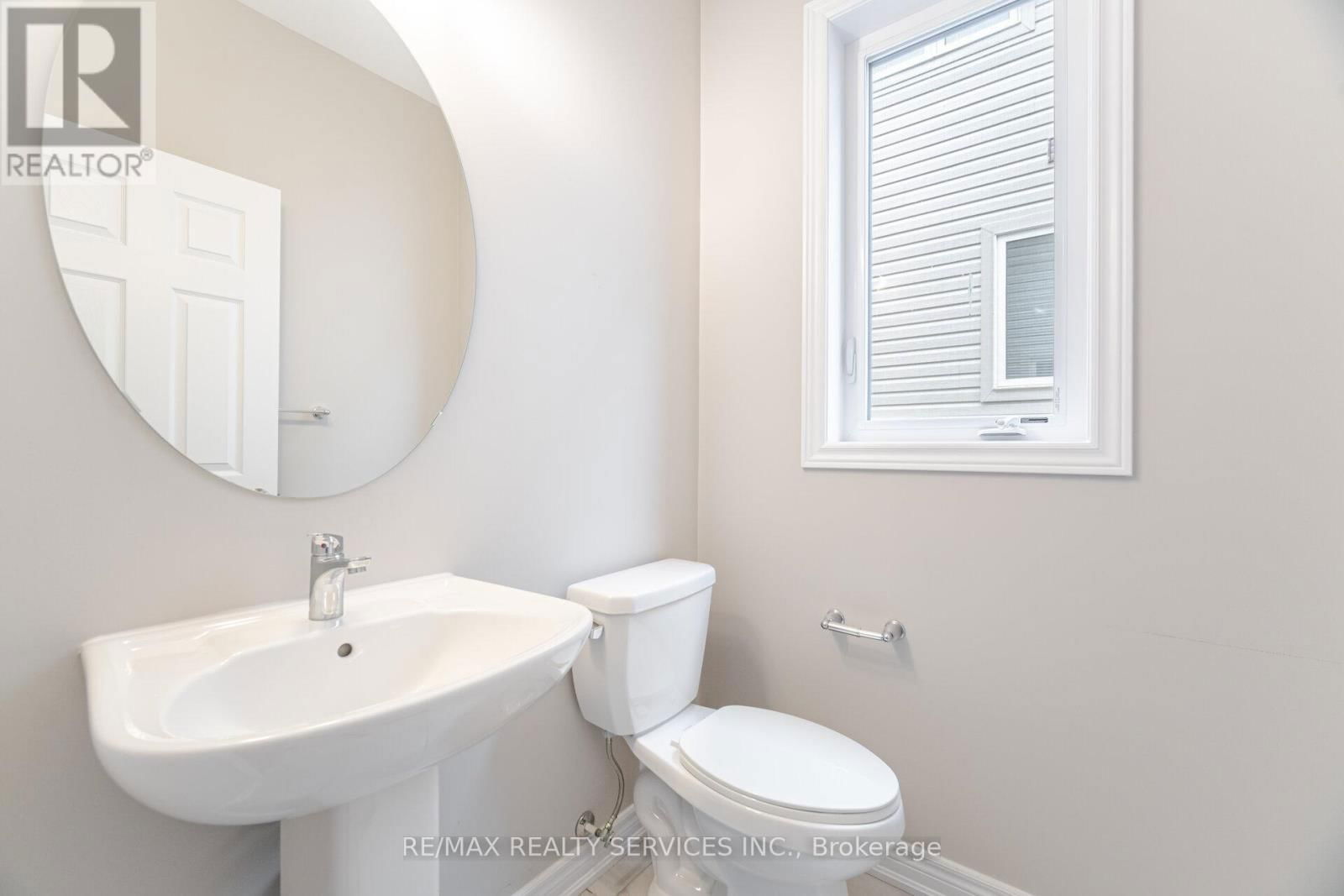 56 - 113 HARTLEY AVENUE Image 20