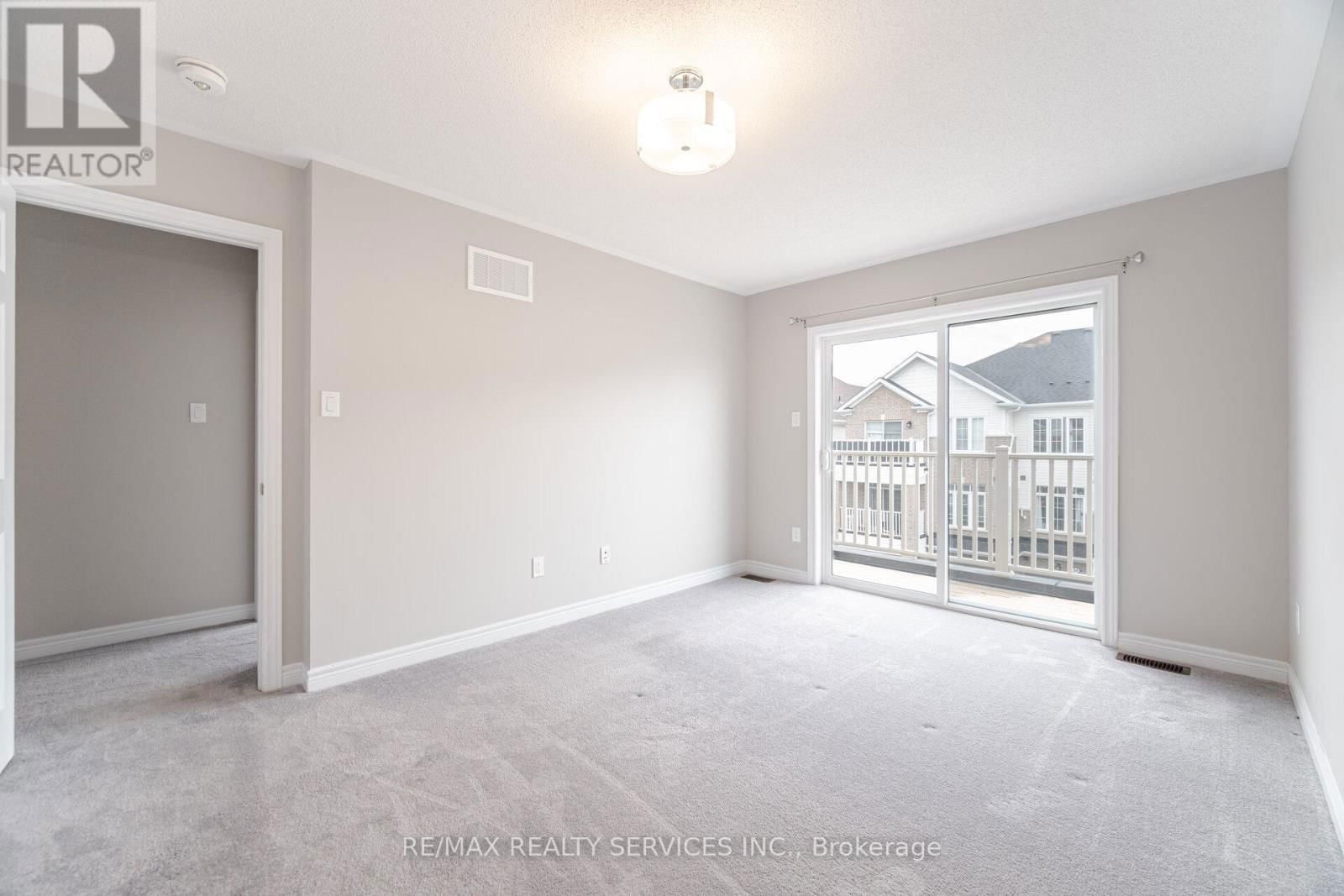 56 - 113 HARTLEY AVENUE Image 27