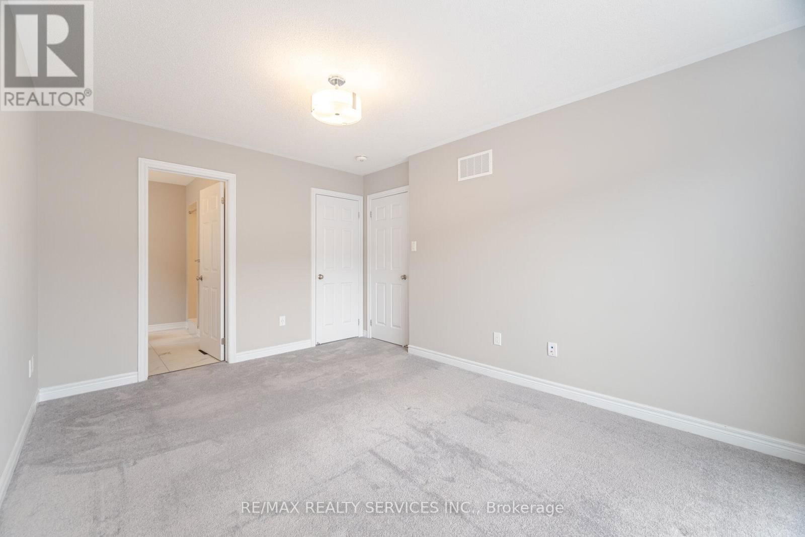 56 - 113 HARTLEY AVENUE Image 28