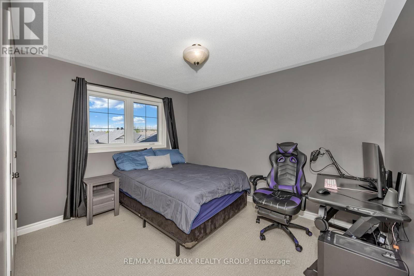 611 LAROQUE STREET Image 30