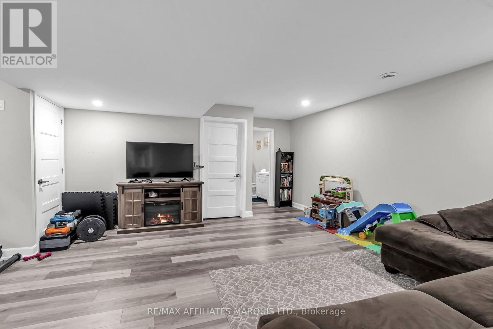 2280 CREWSON COURT Image 13