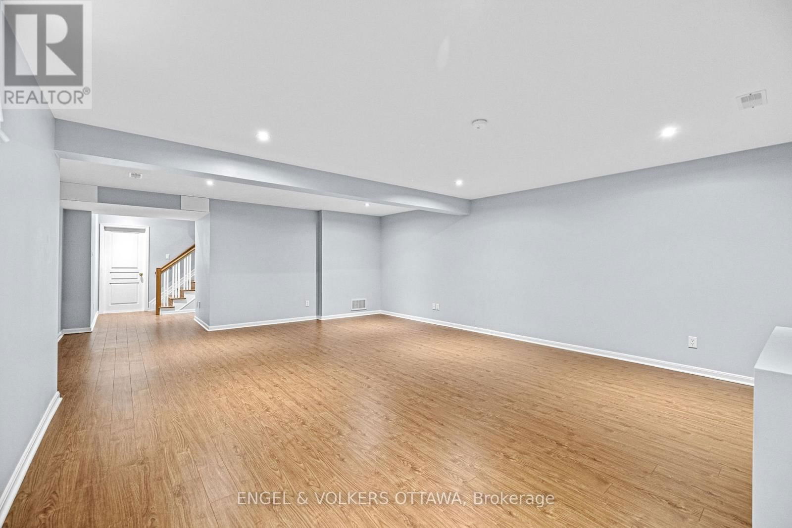 2368 VIRGINIA DRIVE Image 35