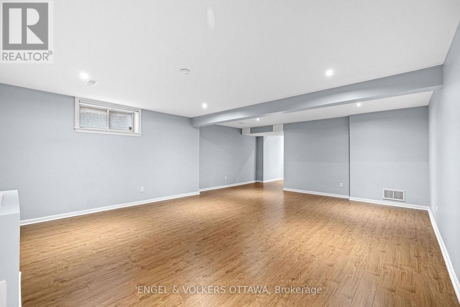 2368 VIRGINIA DRIVE Image 36