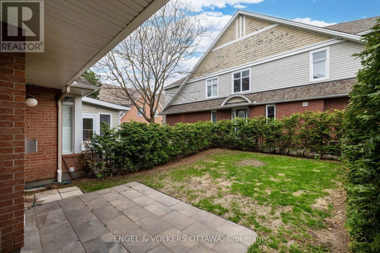 2368 VIRGINIA DRIVE Image 37