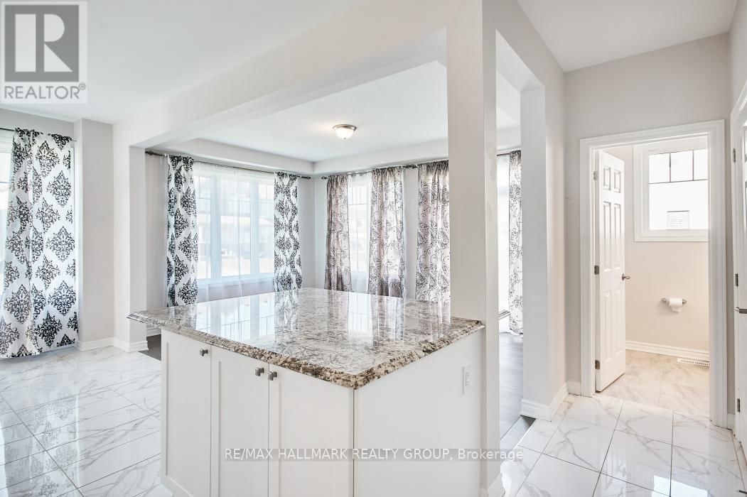 221 MERAK WAY Image 13