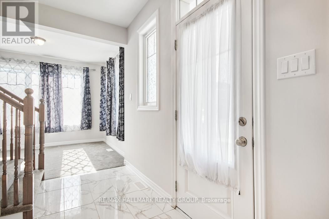 221 MERAK WAY Image 3
