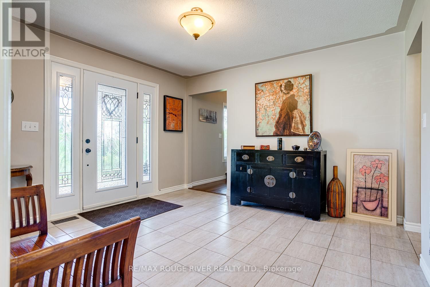 10 LAKEVIEW HEIGHTS Image 11