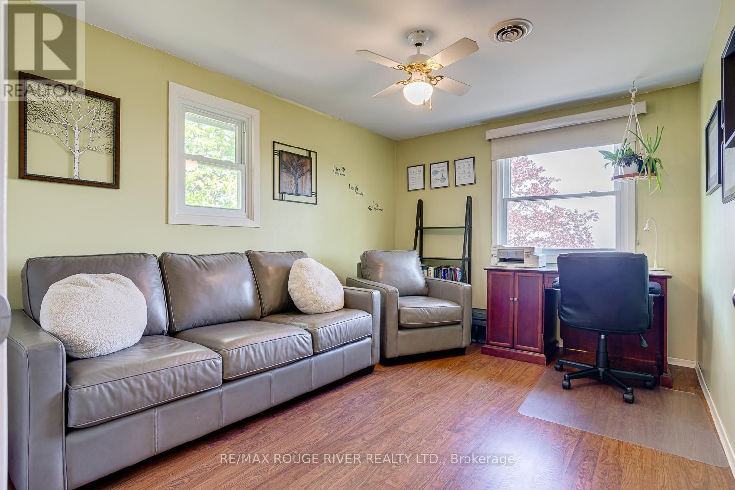 10 LAKEVIEW HEIGHTS Image 40
