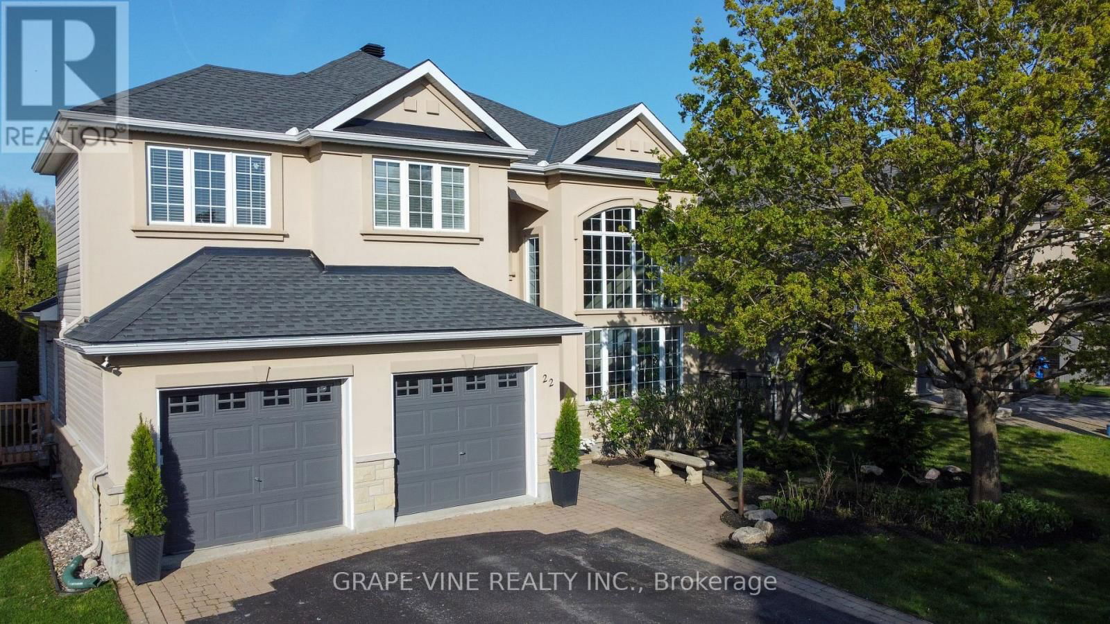 22 BLACKSHIRE CIRCLE Image 2