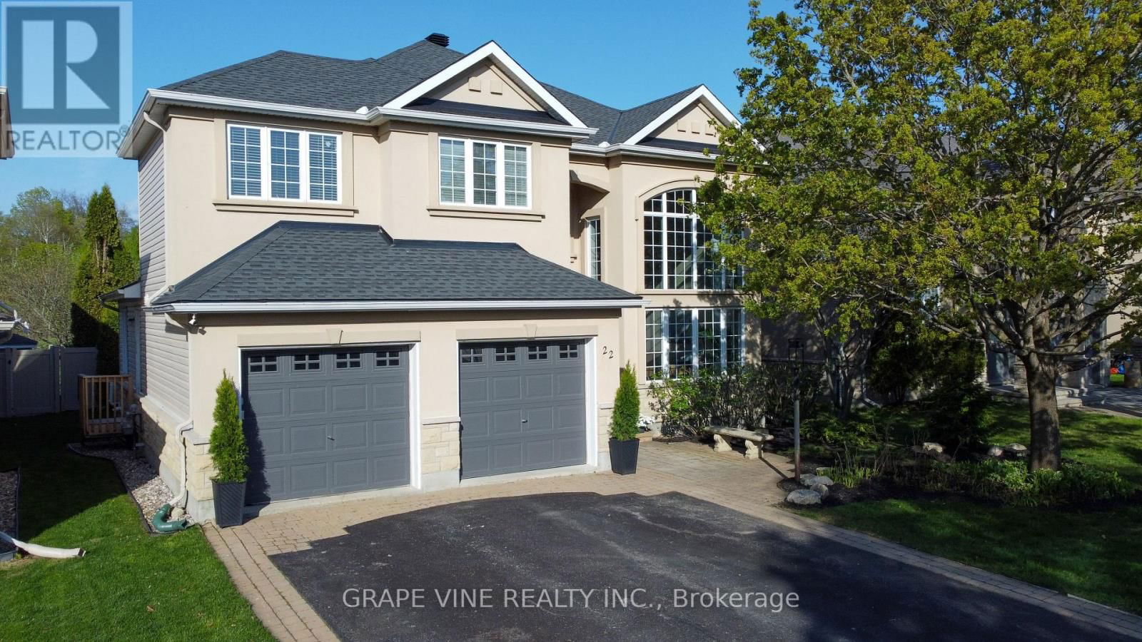 22 BLACKSHIRE CIRCLE Image 5