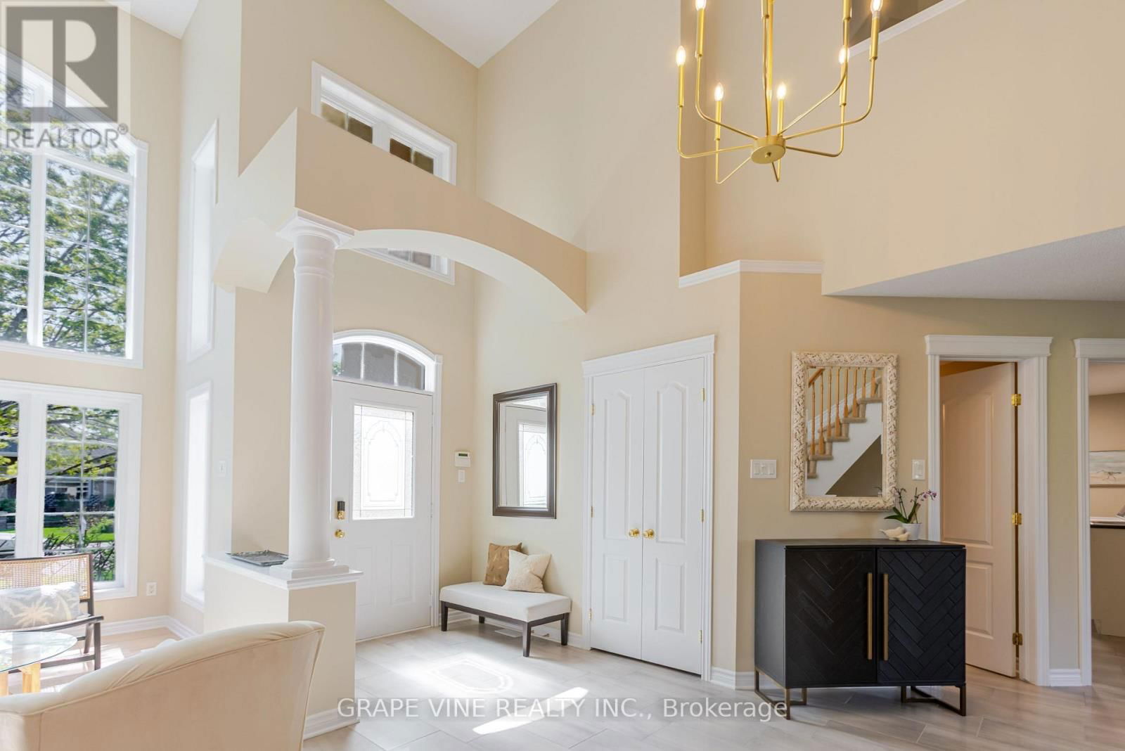 22 BLACKSHIRE CIRCLE Image 7