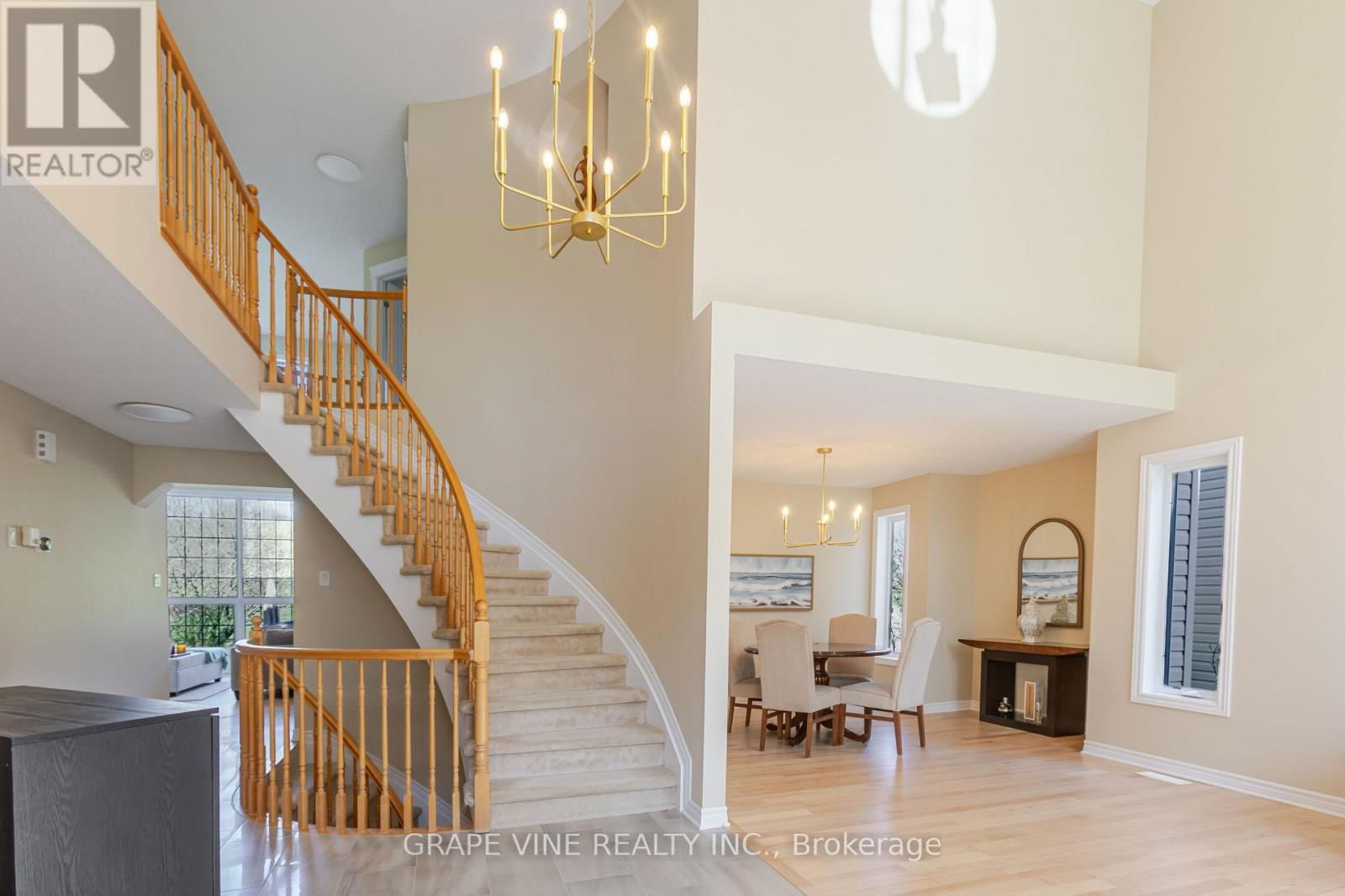 22 BLACKSHIRE CIRCLE Image 8