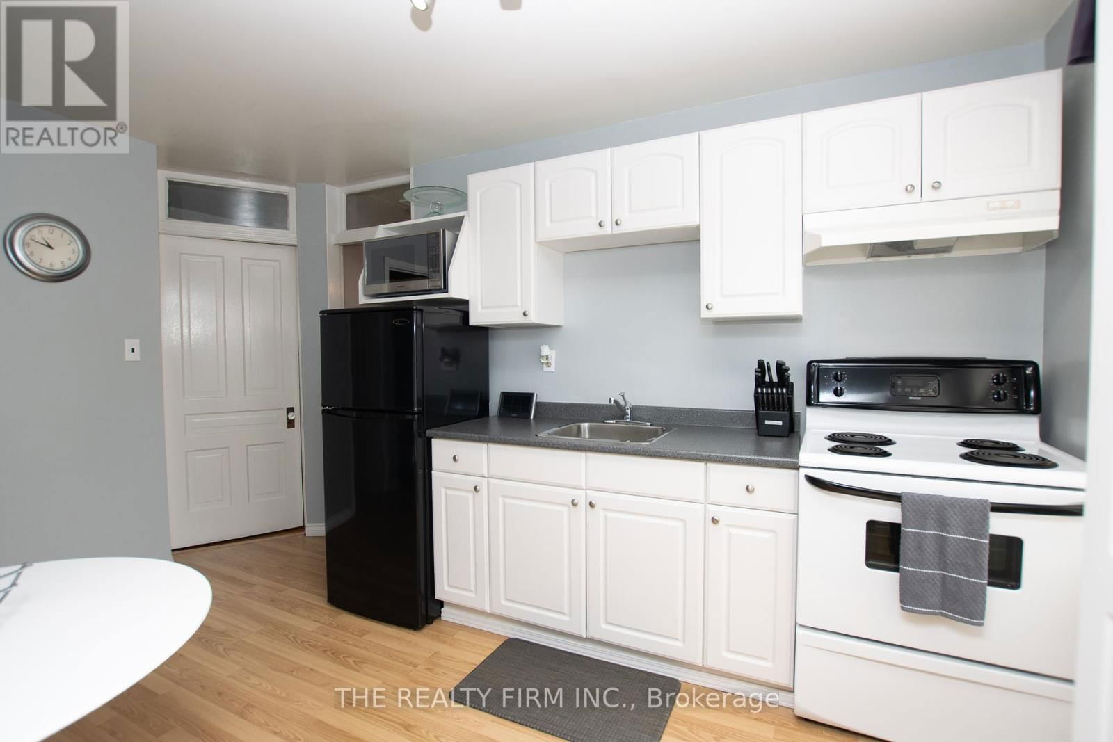 428 SAUL STREET Image 34