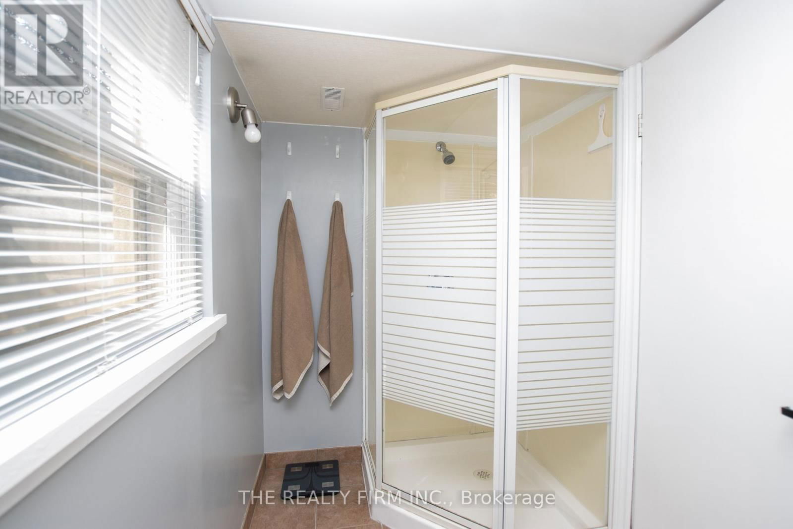 428 SAUL STREET Image 36