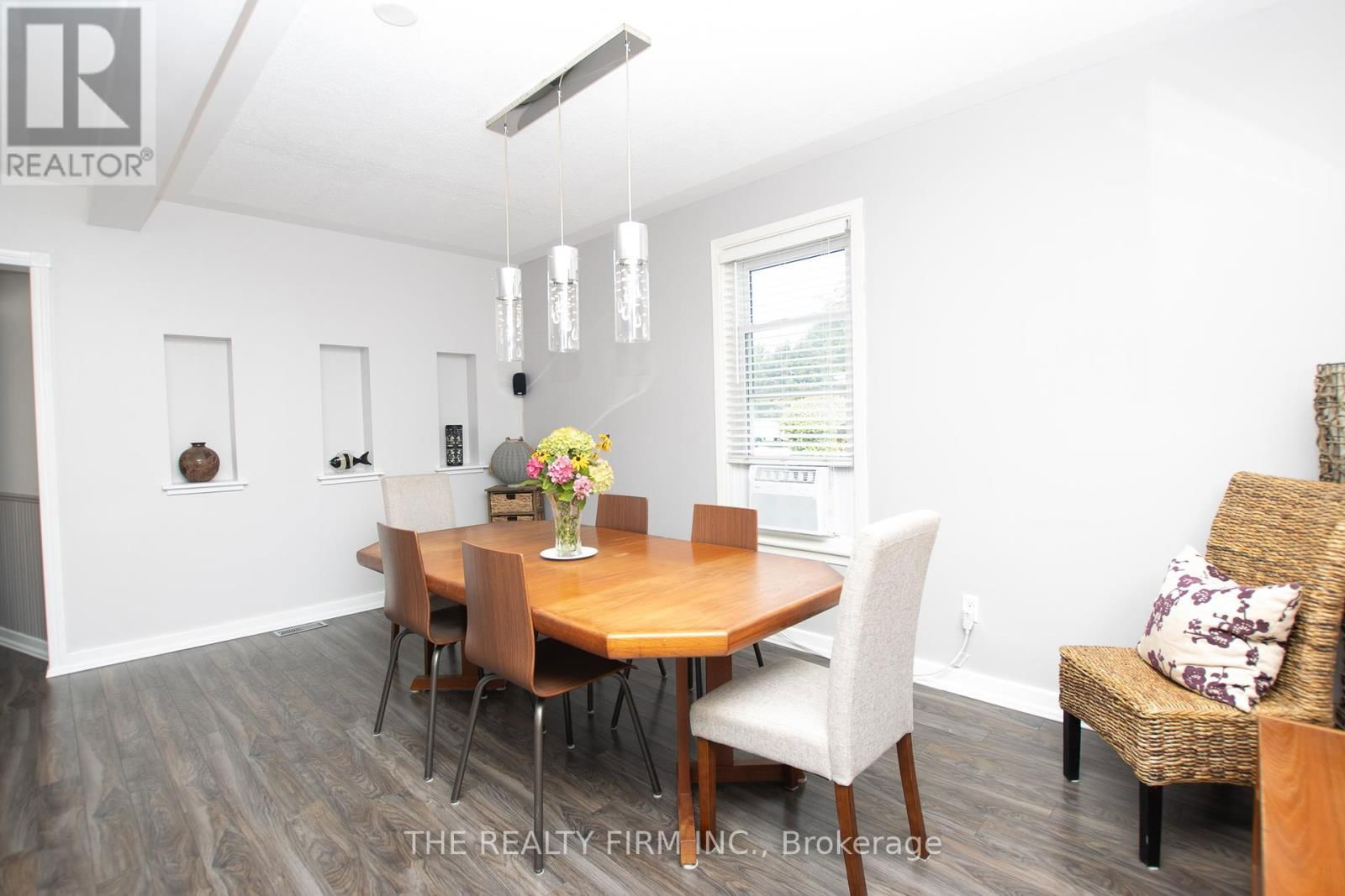 428 SAUL STREET Image 9