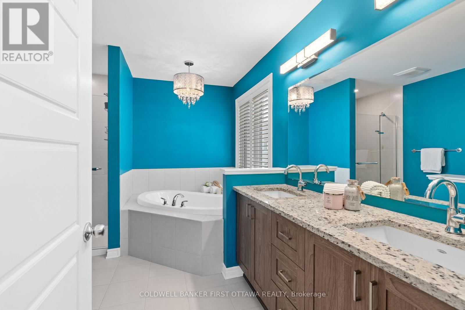 320 BRAMBLING WAY Image 20