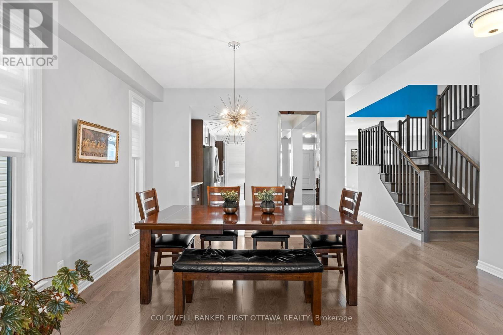 320 BRAMBLING WAY Image 5