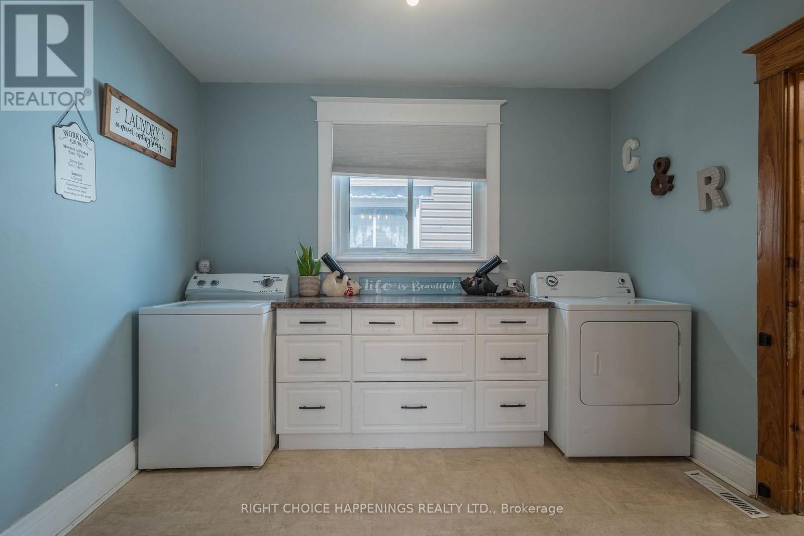 28 OAKLAND AVENUE Image 15