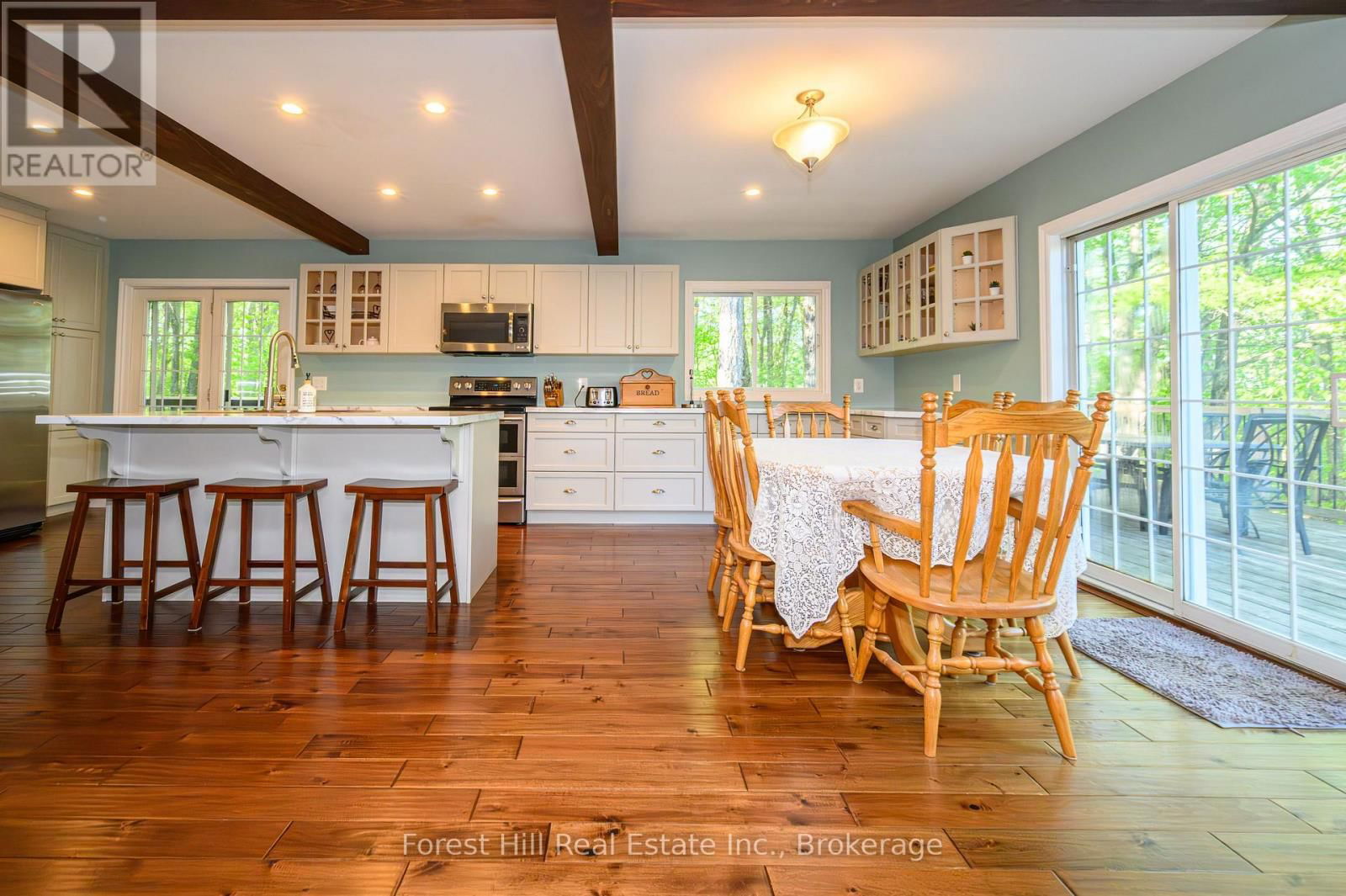917 PORTAGE ROAD Image 10