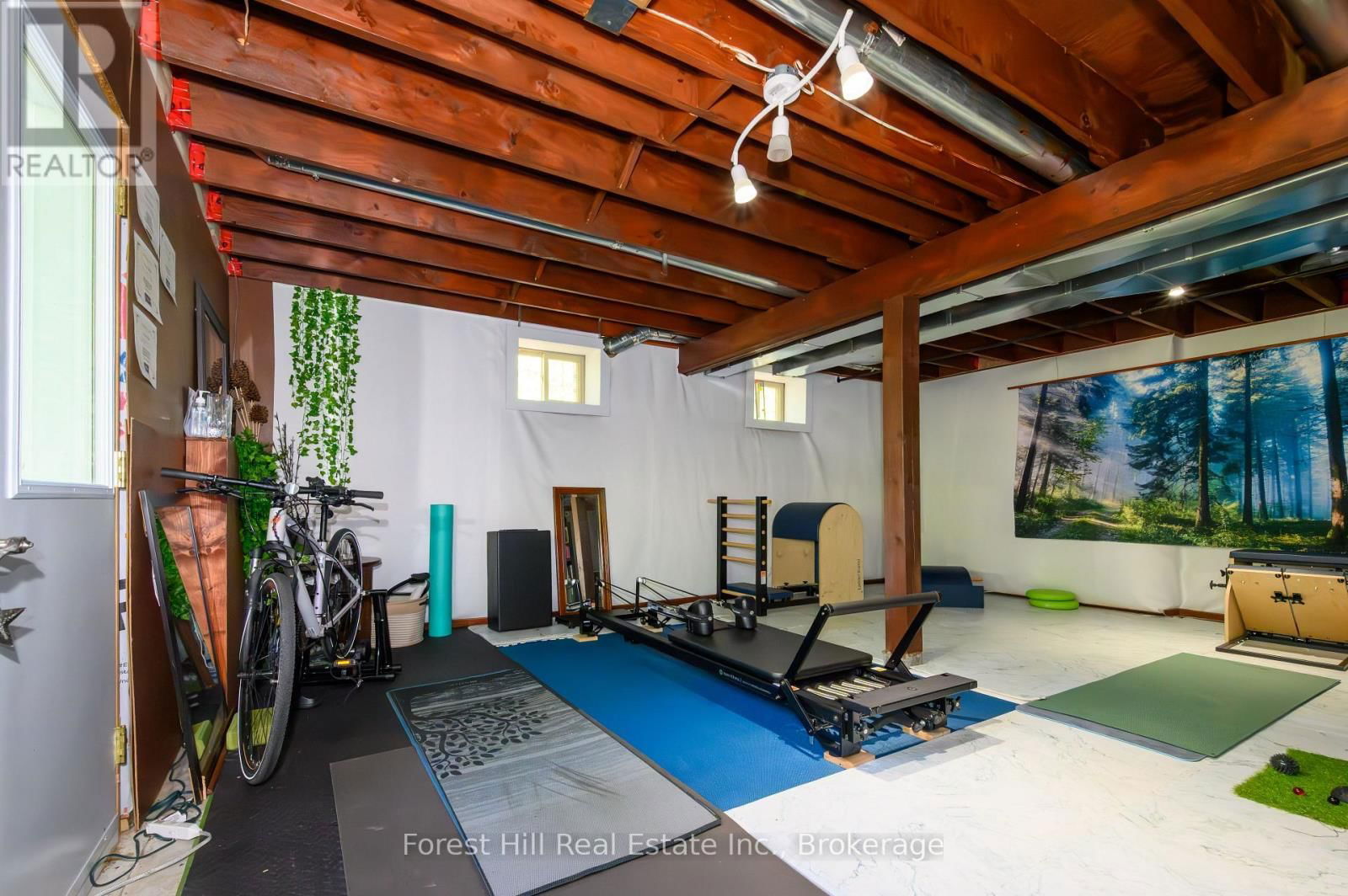 917 PORTAGE ROAD Image 30