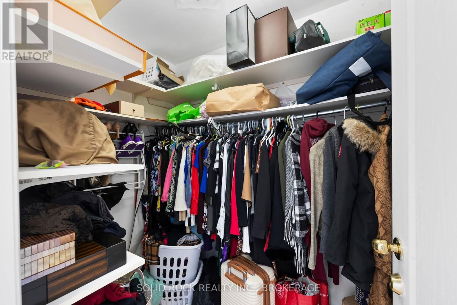 425 KINGSDALE AVENUE Image 35