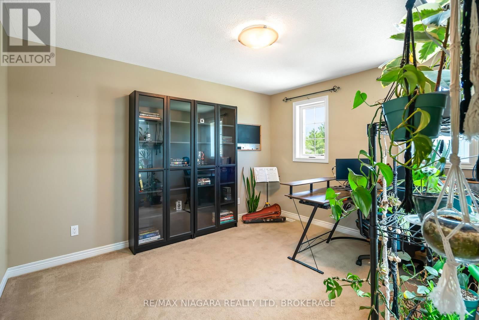 179 CLASSIC AVENUE Image 34