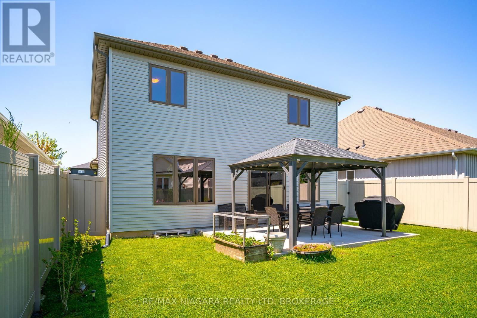 179 CLASSIC AVENUE Image 8