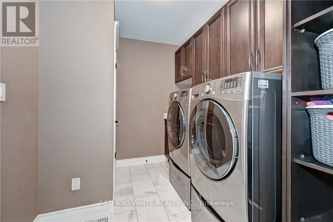 220 LADYSLIPPER DRIVE Image 21