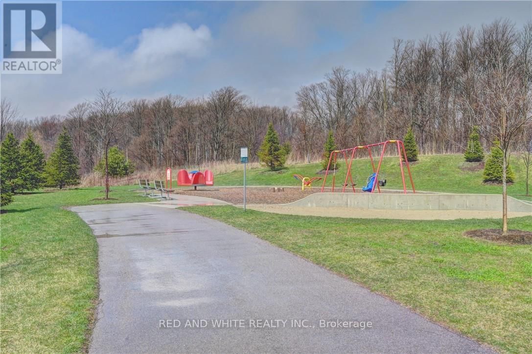 220 LADYSLIPPER DRIVE Image 50