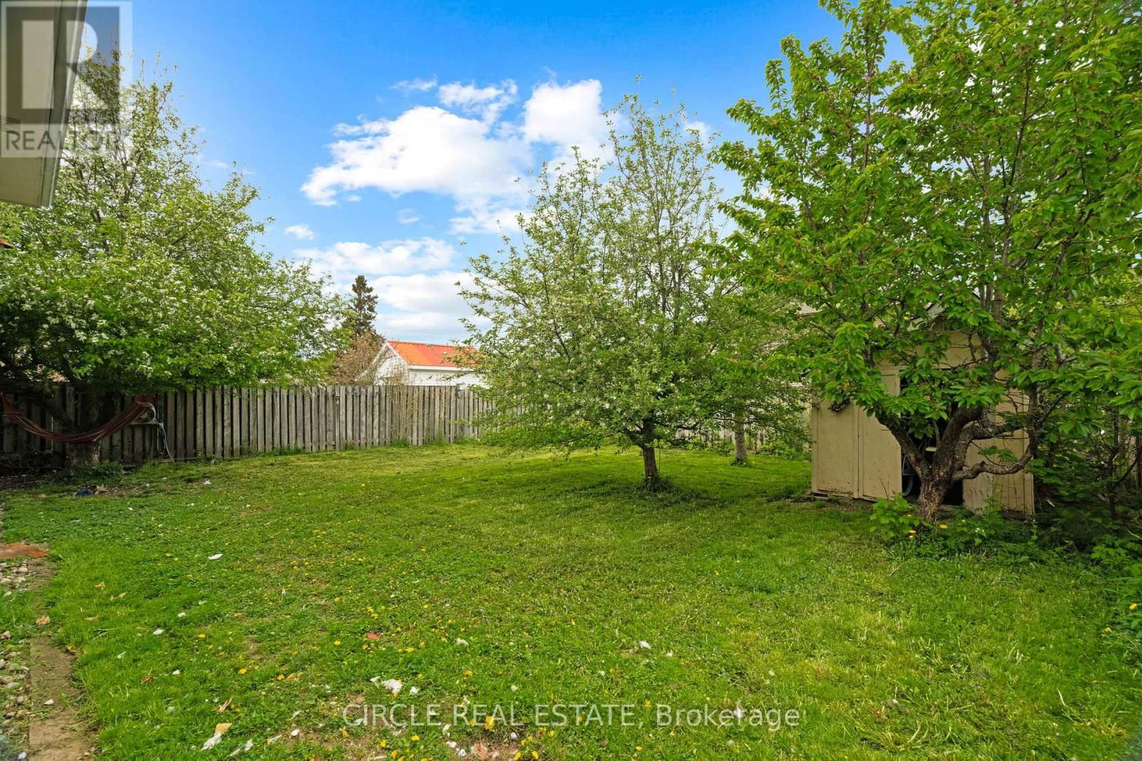 118 BRIDLEWOOD DRIVE Image 33