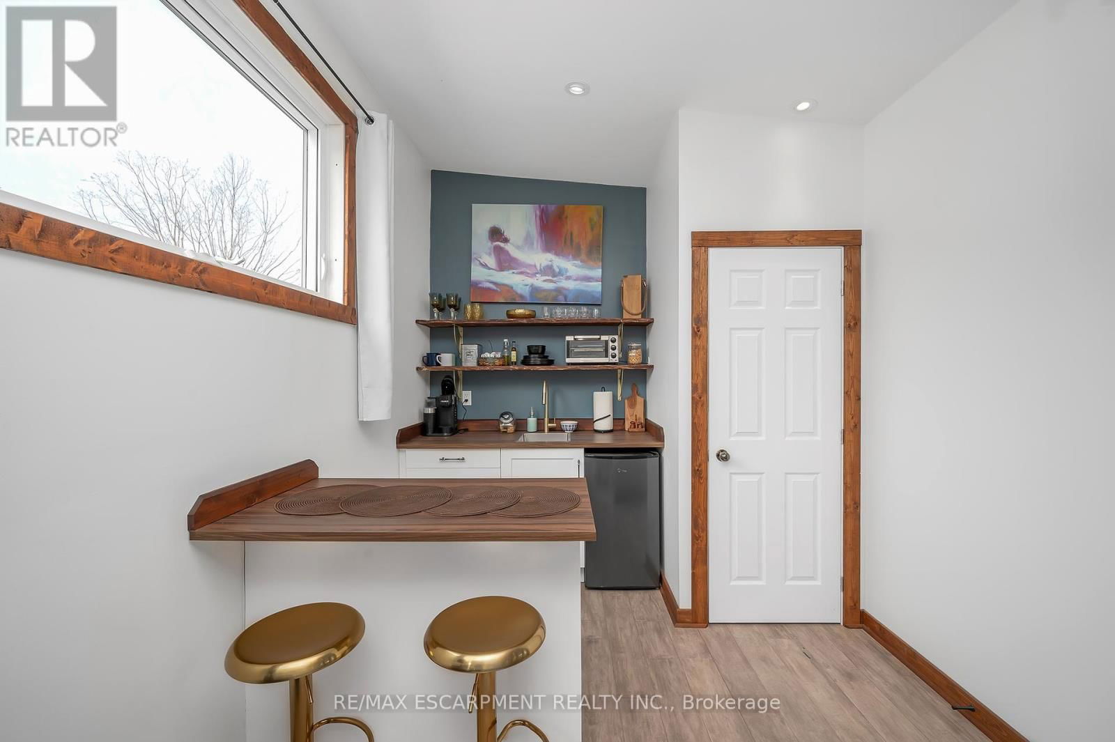 24 ROBINSON STREET SOUTH Image 39