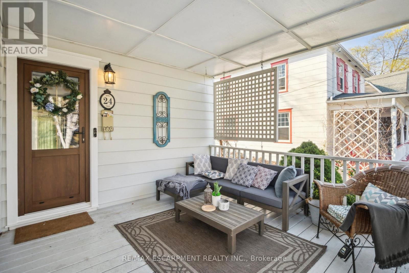24 ROBINSON STREET SOUTH Image 5