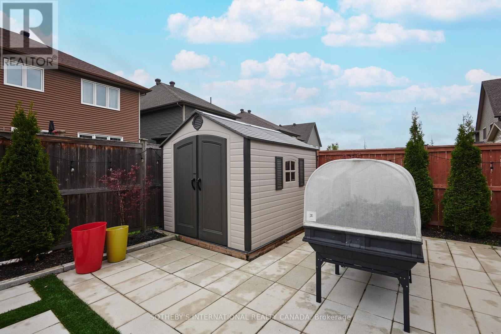 727 BUNCHBERRY WAY Image 31