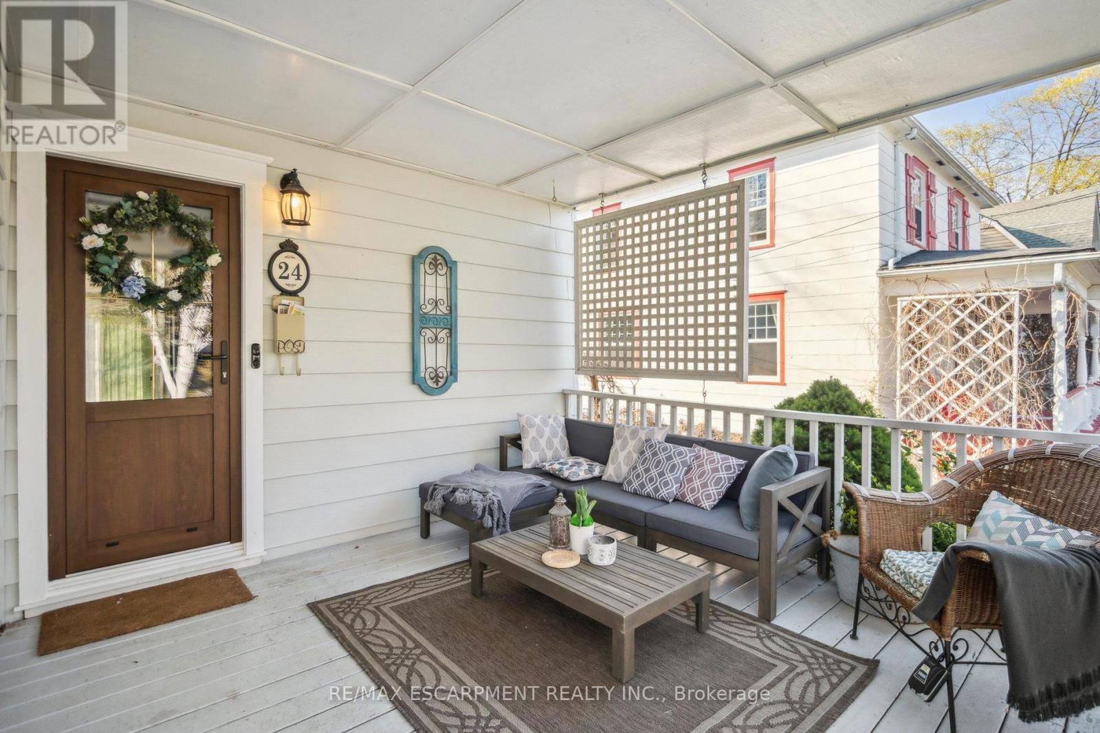 24 ROBINSON STREET SOUTH Image 5
