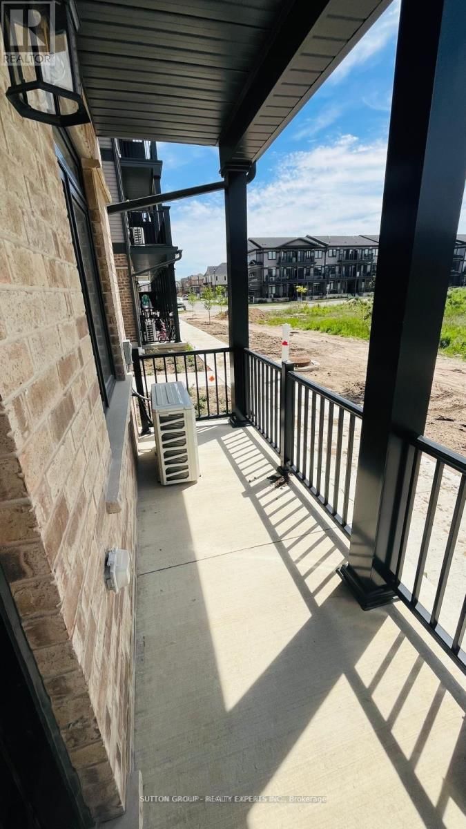 24 LOMOND LANE Image 18