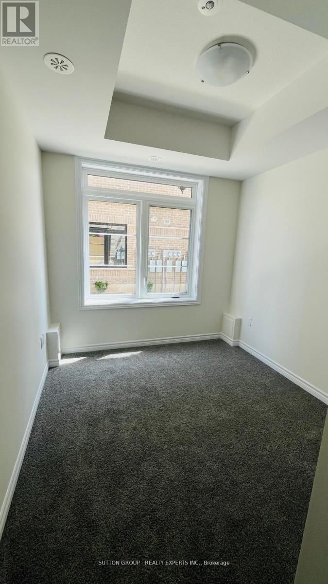 24 LOMOND LANE Image 21