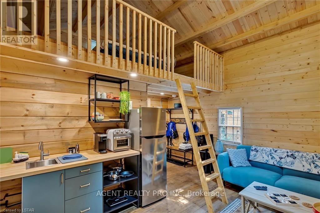 21 ORIOLE ROAD Image 41
