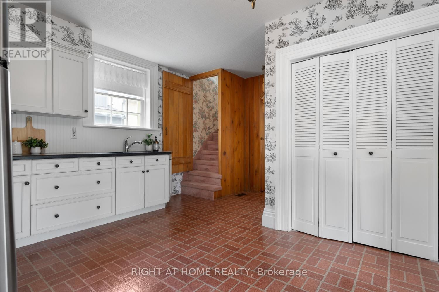 29 REGENT STREET Image 19
