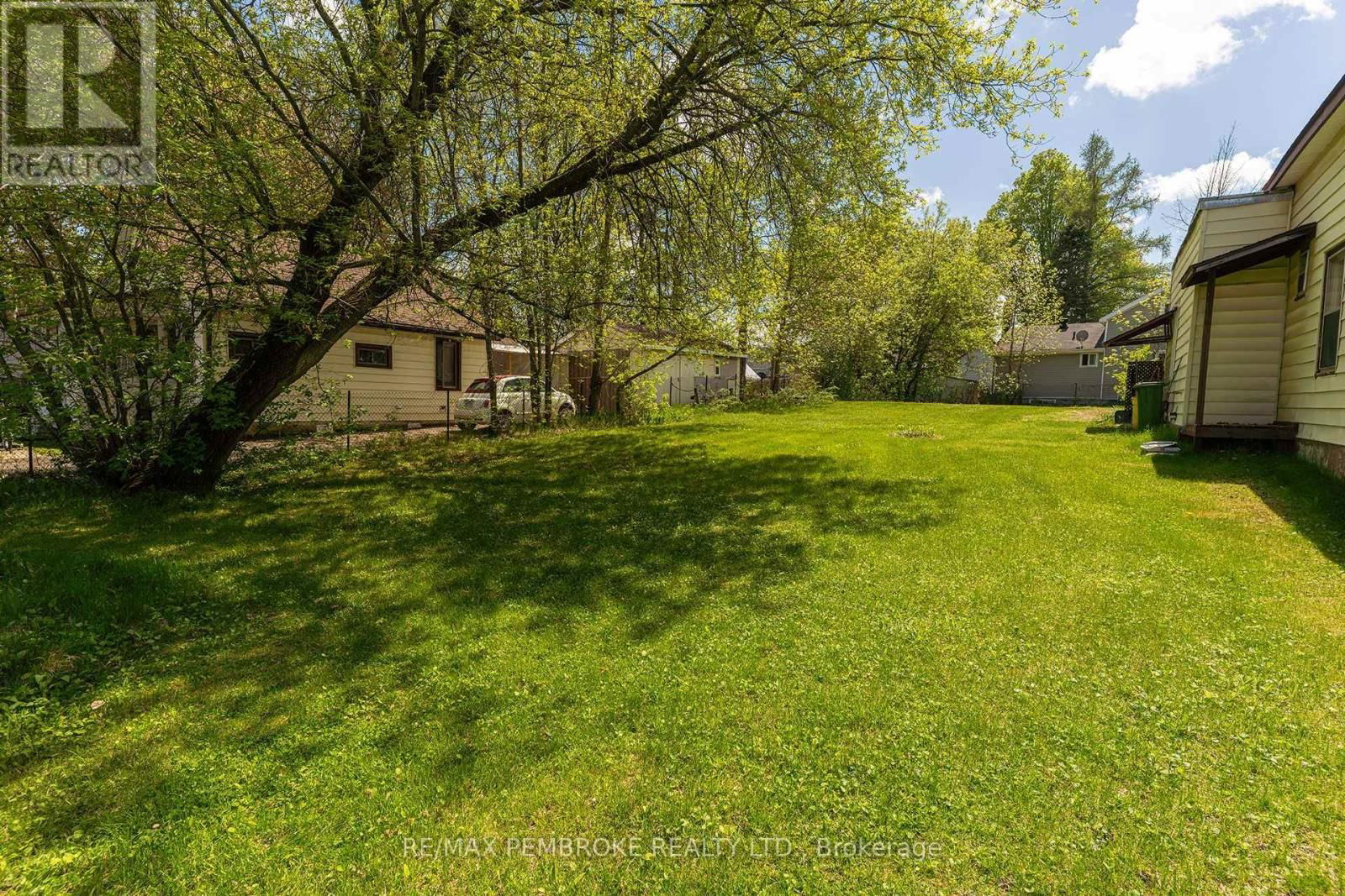 1110 BRONX STREET Image 2