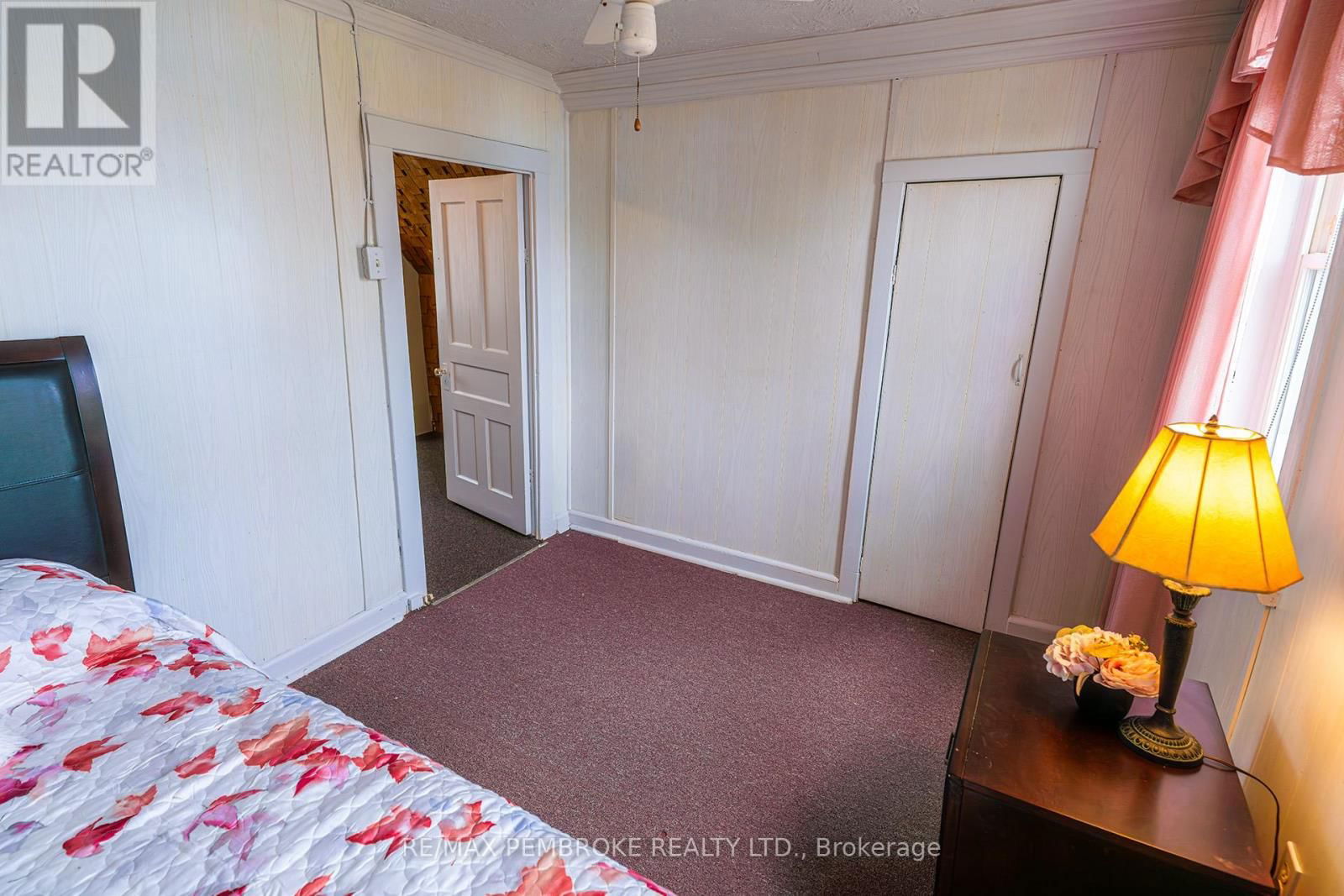 1110 BRONX STREET Image 21