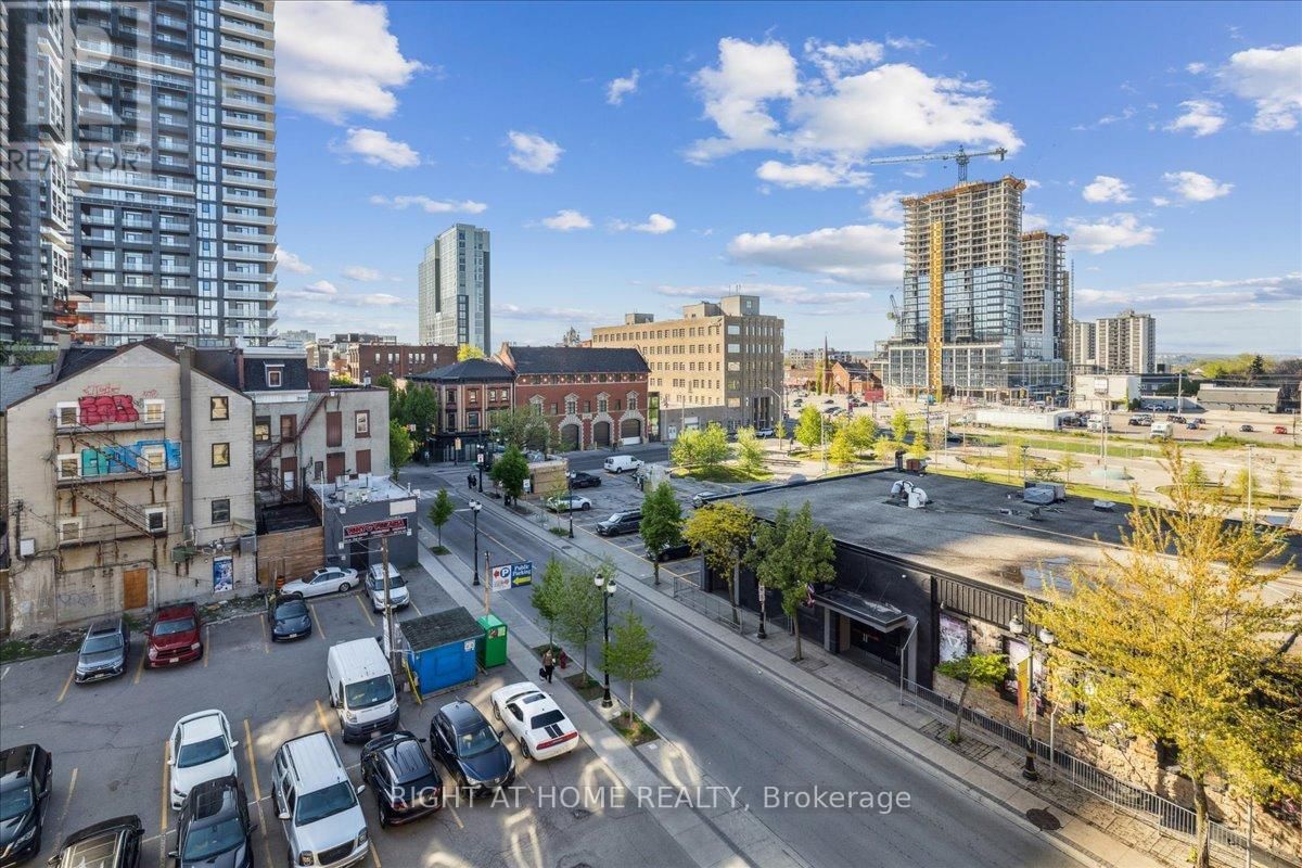 402 - 80 KING WILLIAM STREET Image 19