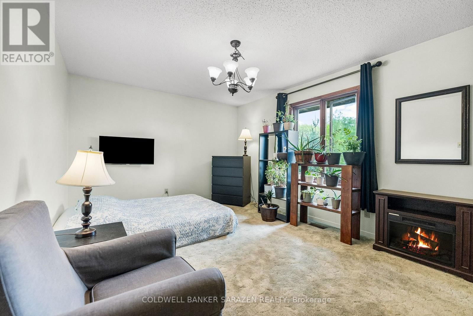 1437 USBORNE STREET Image 13